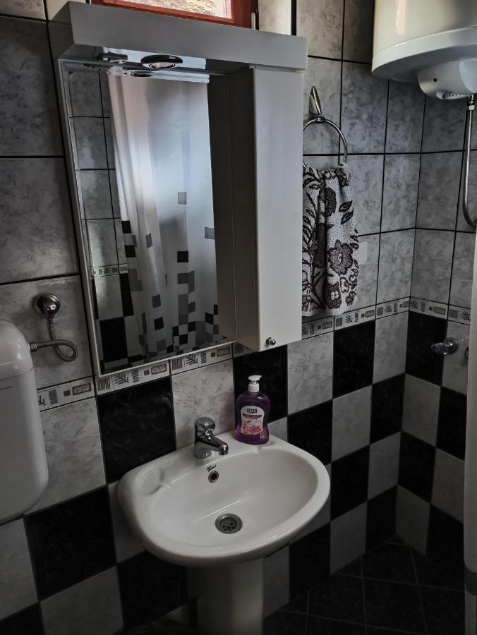 Apartman Ristic Niska Banja Bagian luar foto